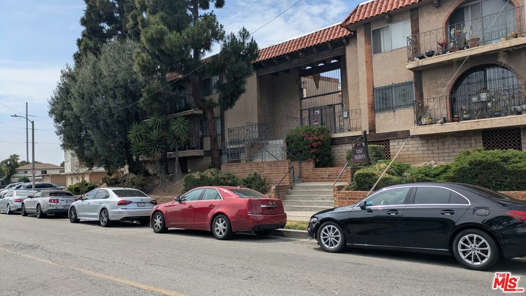 Property Photo: 805 Industrial Avenue 28 CA 90302