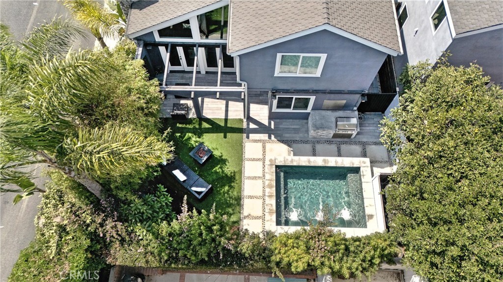 Property Photo: 370 Bayside Drive N CA 90803