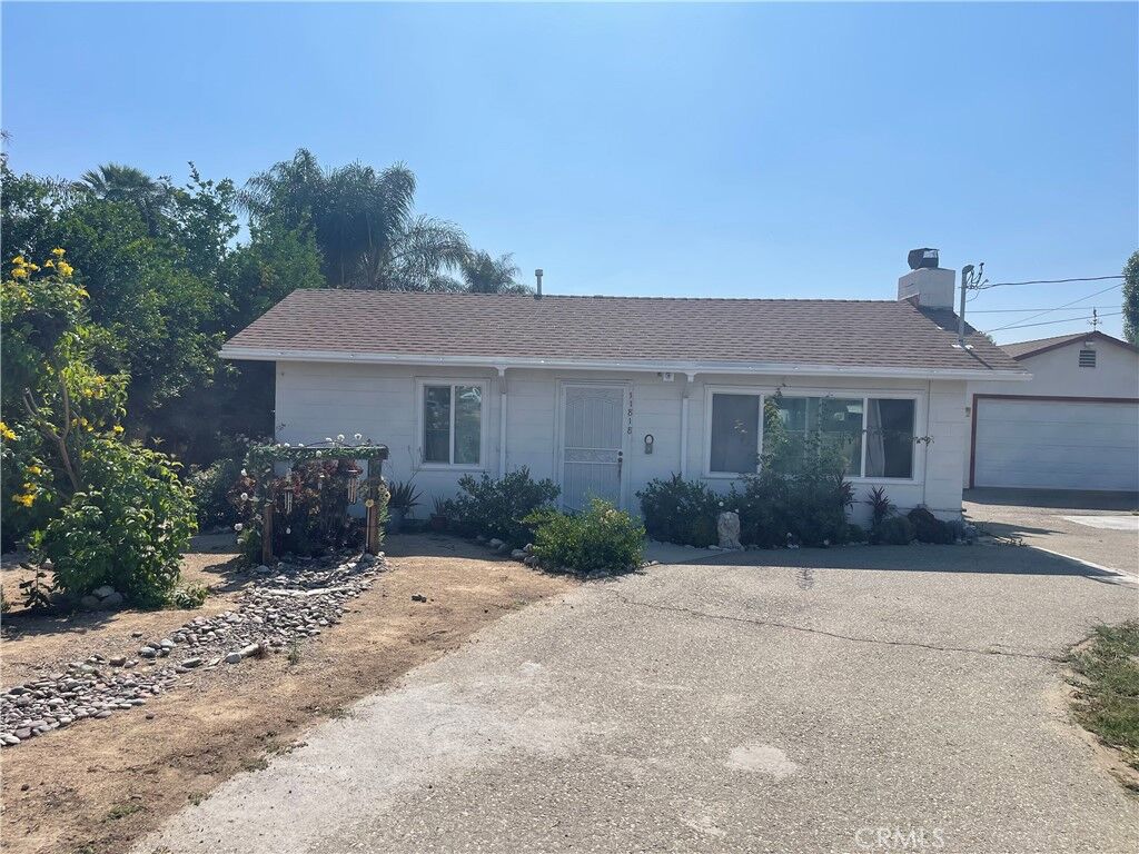 Property Photo: 11818 Yorba Avenue CA 91710