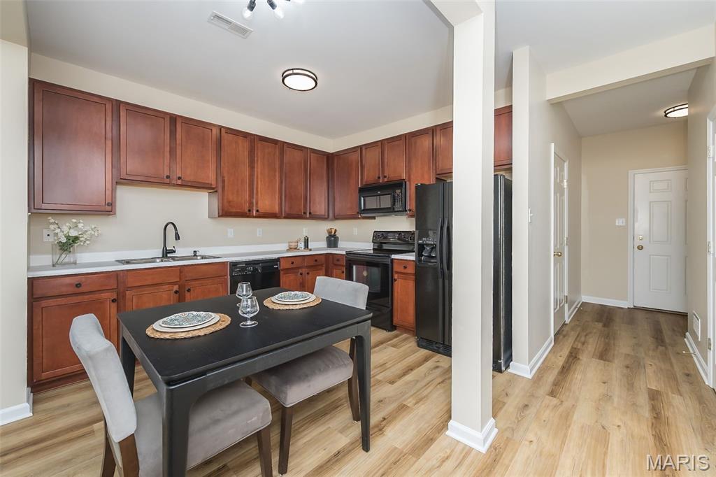 Property Photo: 4934 Heritage Heights Circle MO 63042