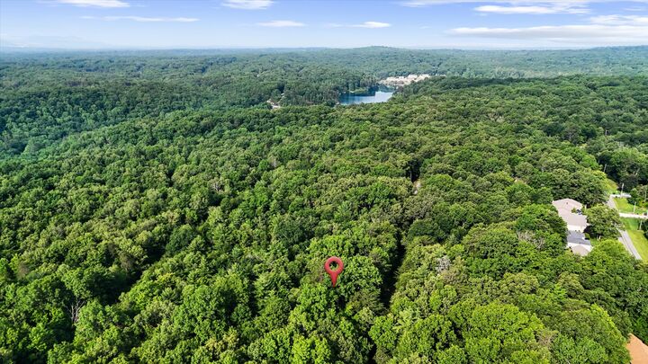 Property Photo:  122 Banbury Ln  TN 38558 