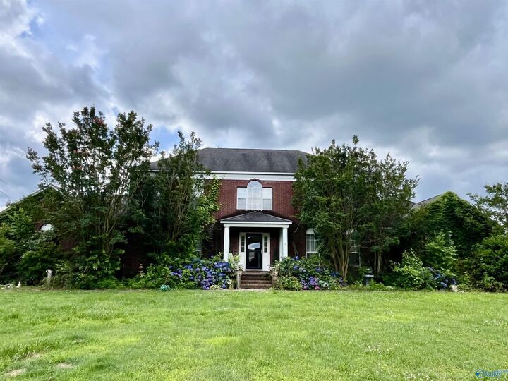 280 6th Street E  Grant AL 35747 photo