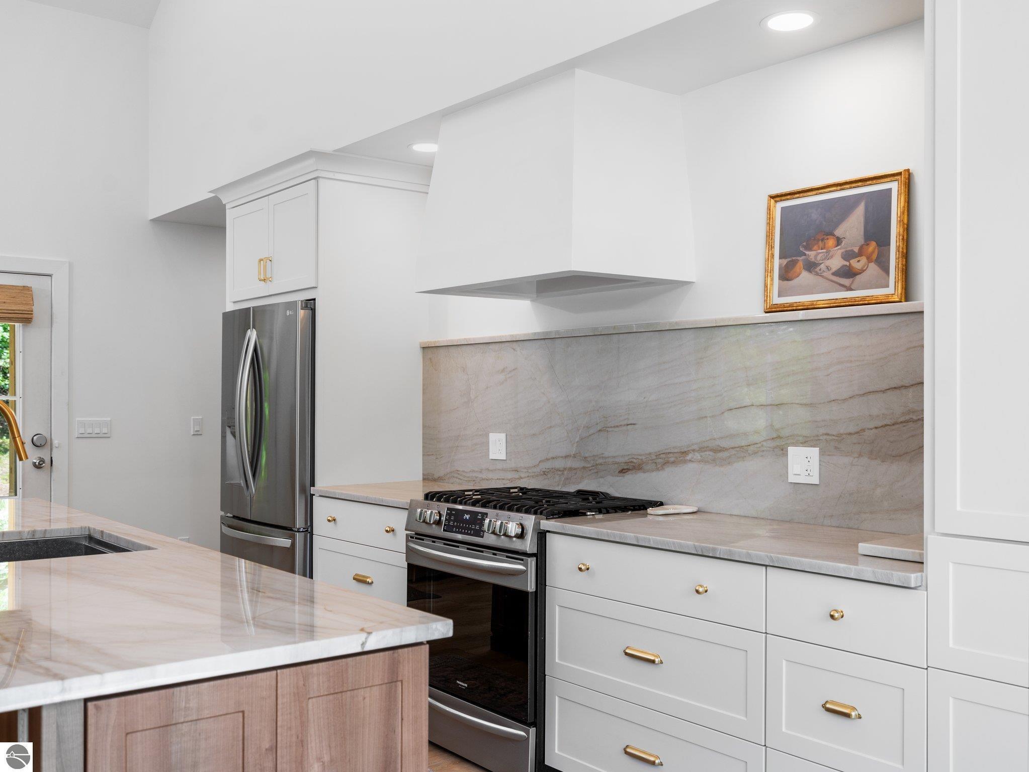 Property Photo: 6848 E Lake Bluffs Drive MI 49684