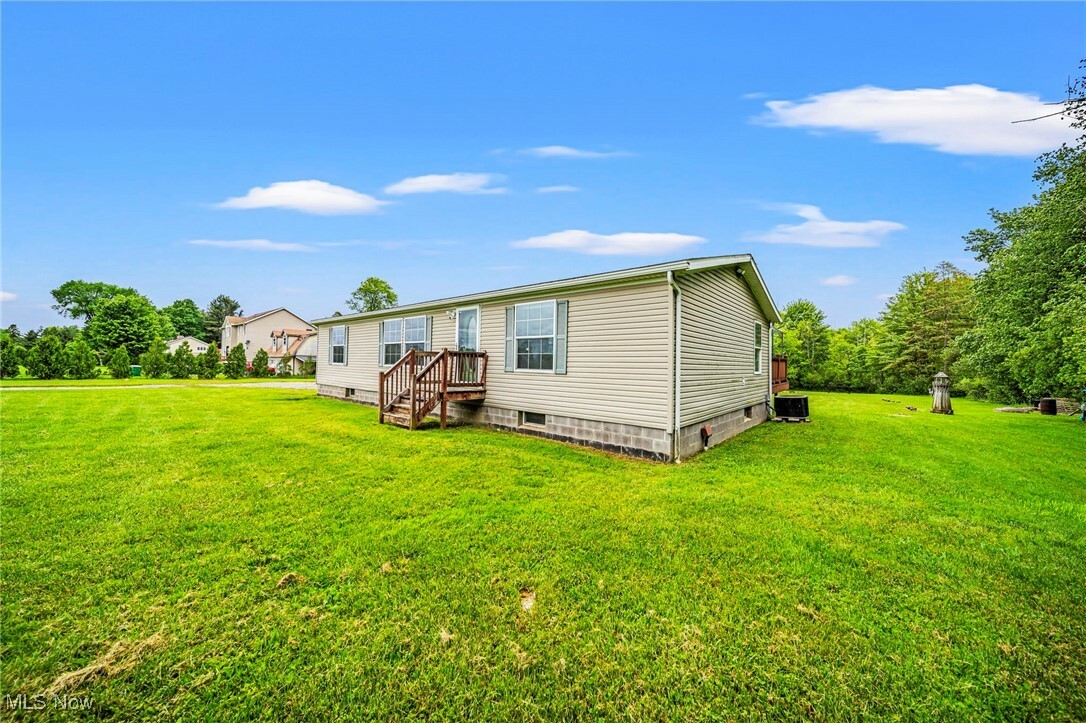 Property Photo: 6835 Sidley Road OH 44086