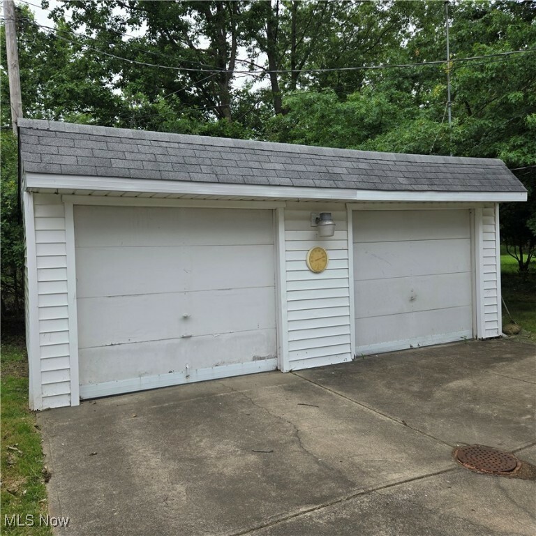 Property Photo: 331 E 264th Street OH 44132