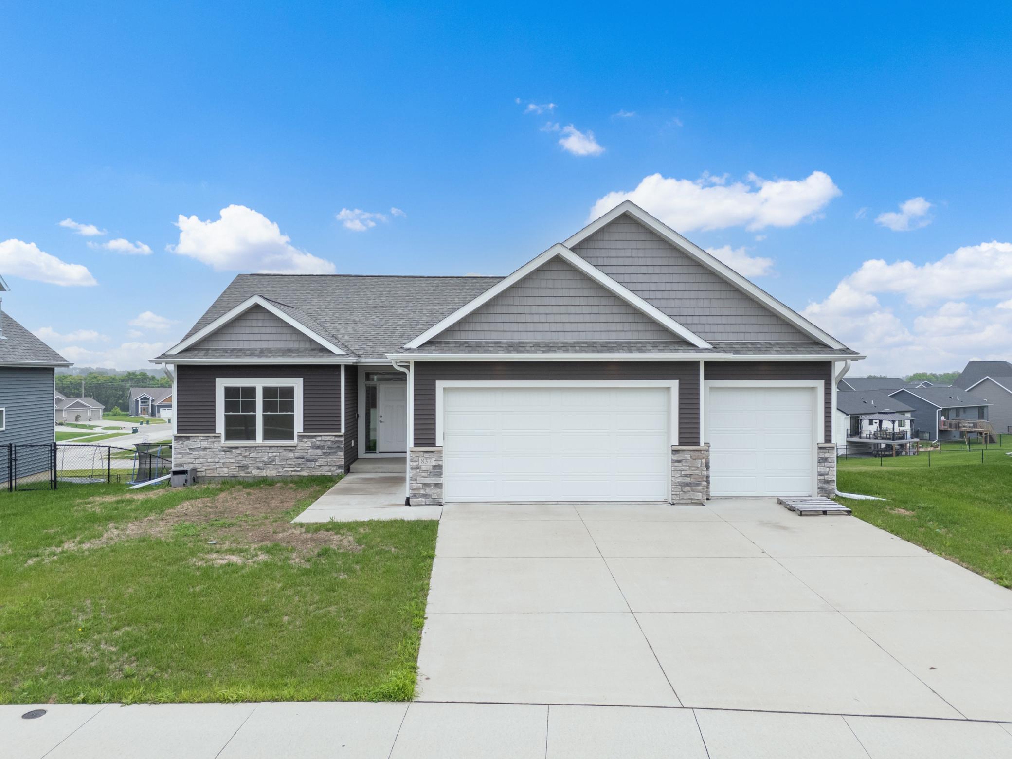 Property Photo:  837 Towne Drive NE  MN 55920 