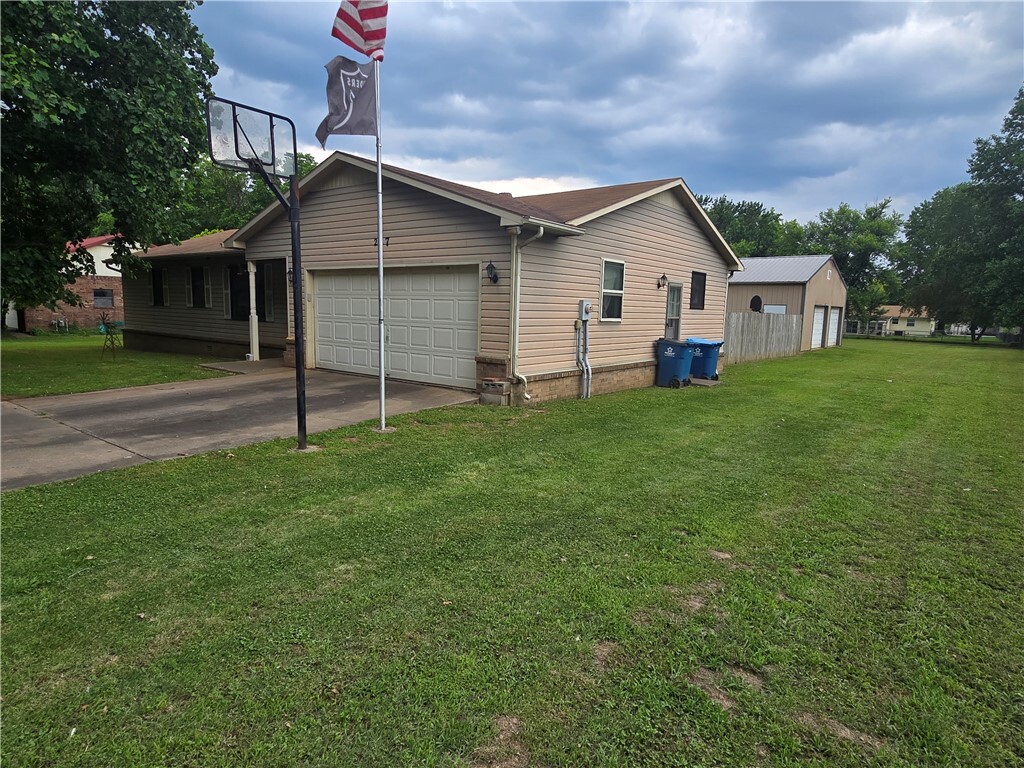 Property Photo: 297 Lee Town Drive AR 72751