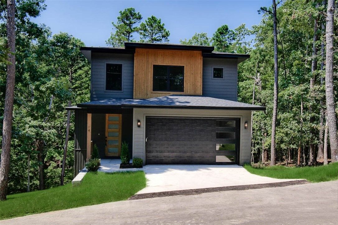 Property Photo:  14 Camelford Lane  AR 72714 