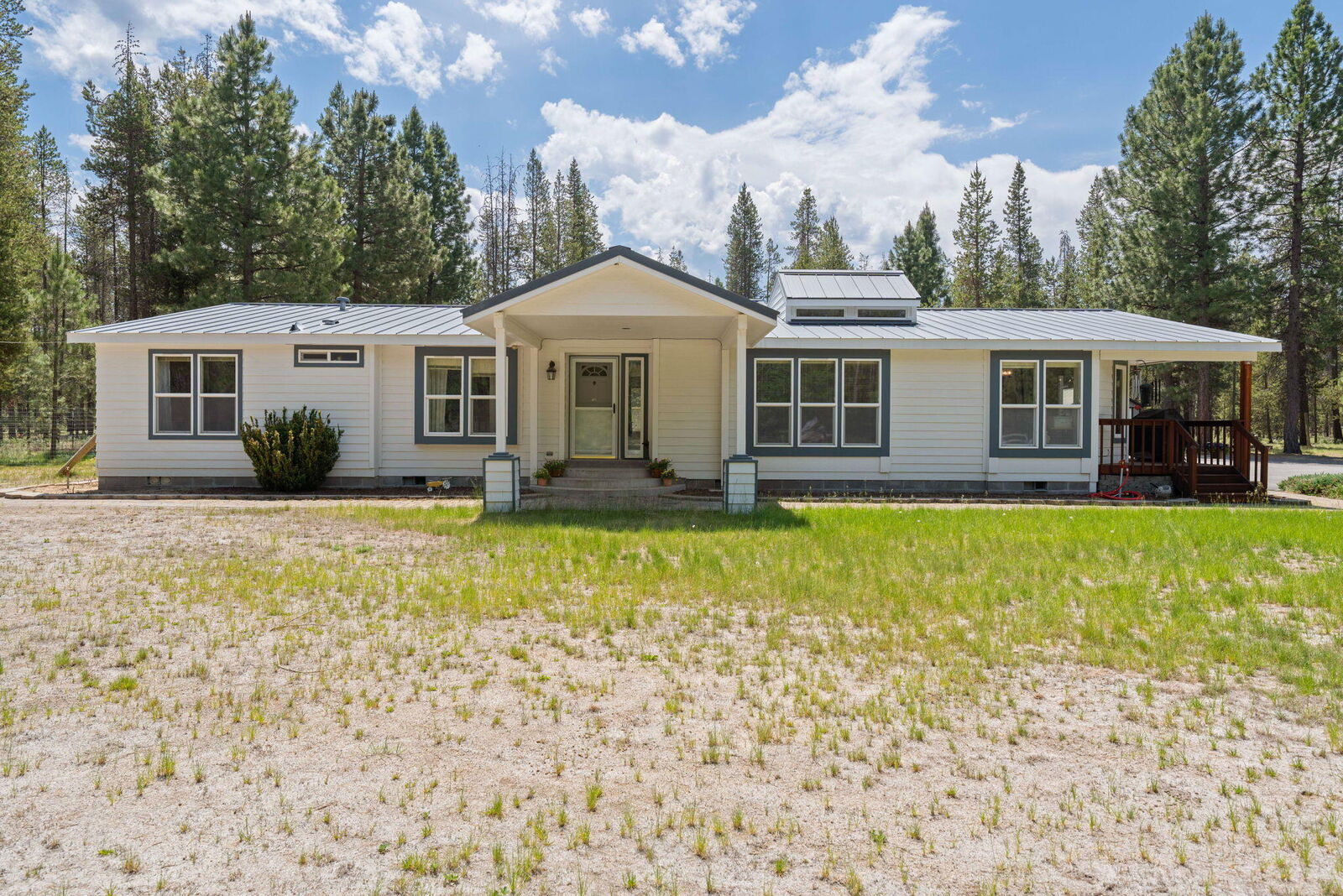 Property Photo: 1716 Terret Road OR 97739