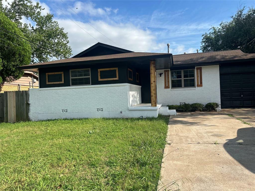 5326 NW Columbia Avenue  Lawton OK 73505 photo