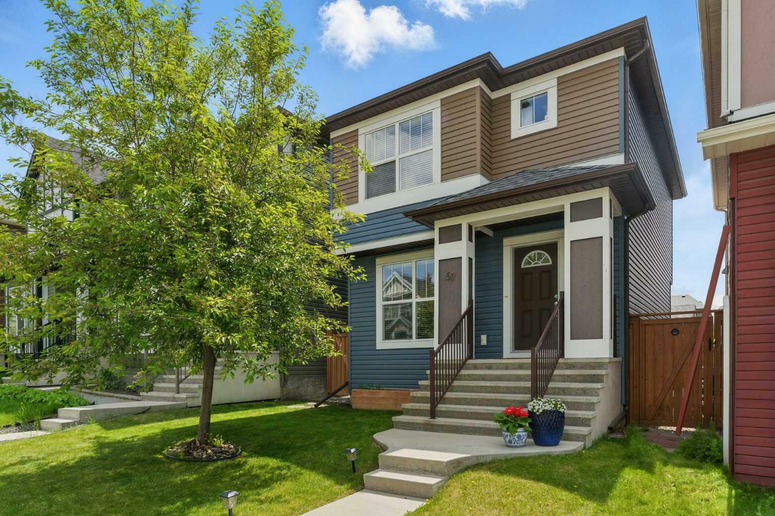 Property Photo: 57 Evansridge Circle NW AB T3P 0H9