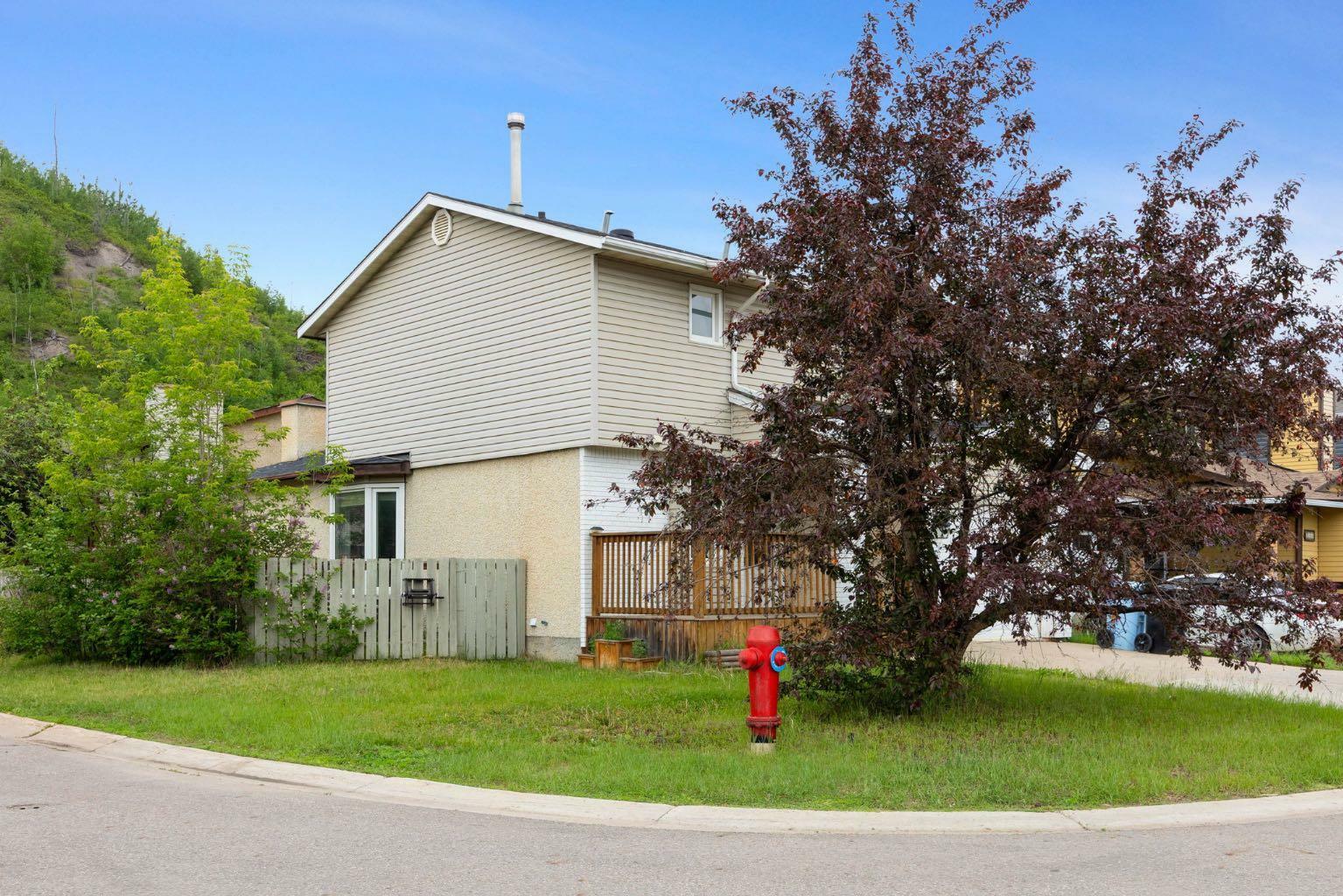 Property Photo: 166 Grayling Crescent AB T9J 1K9