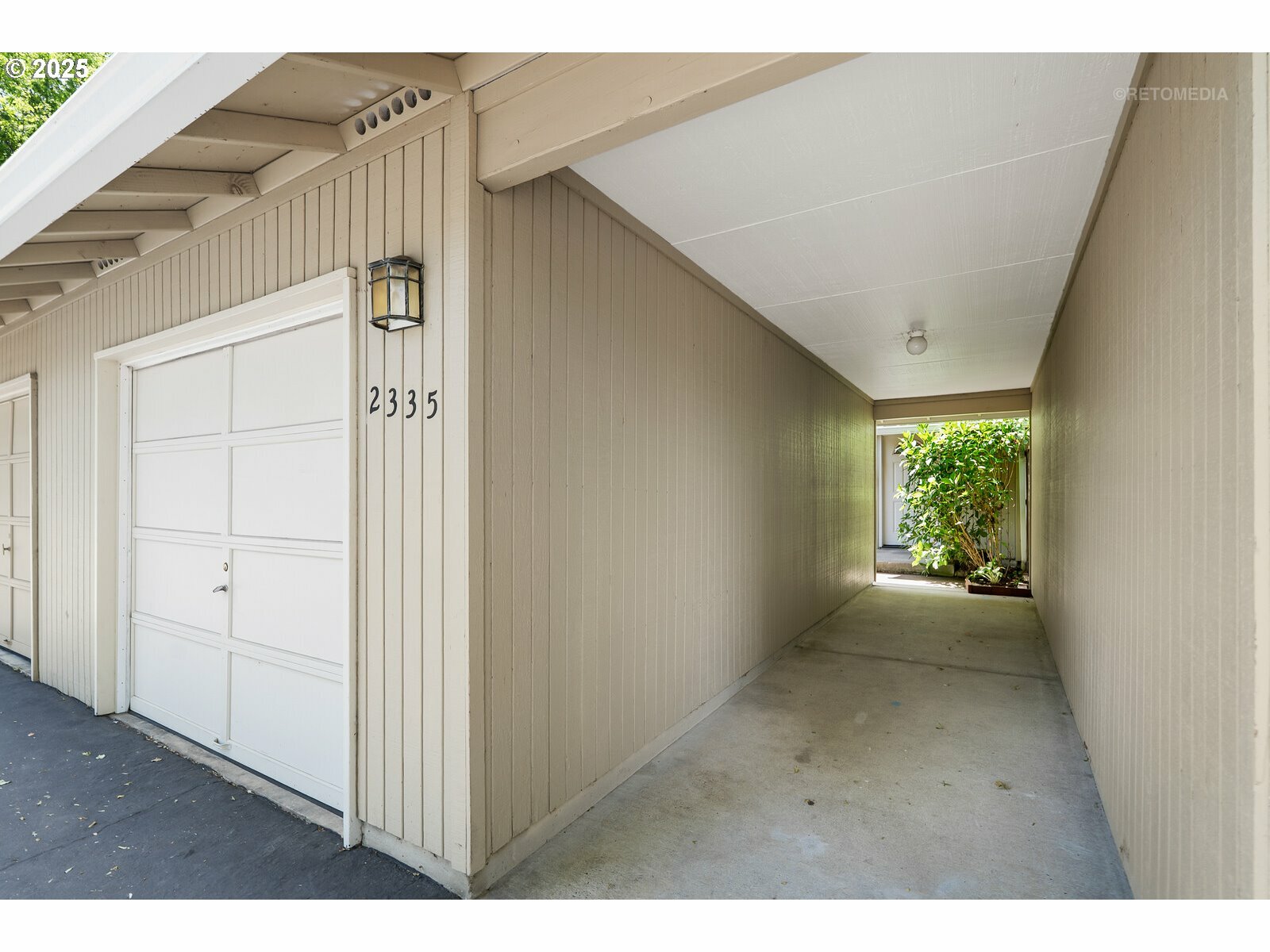 Property Photo: 2335 SE Dove St OR 97123