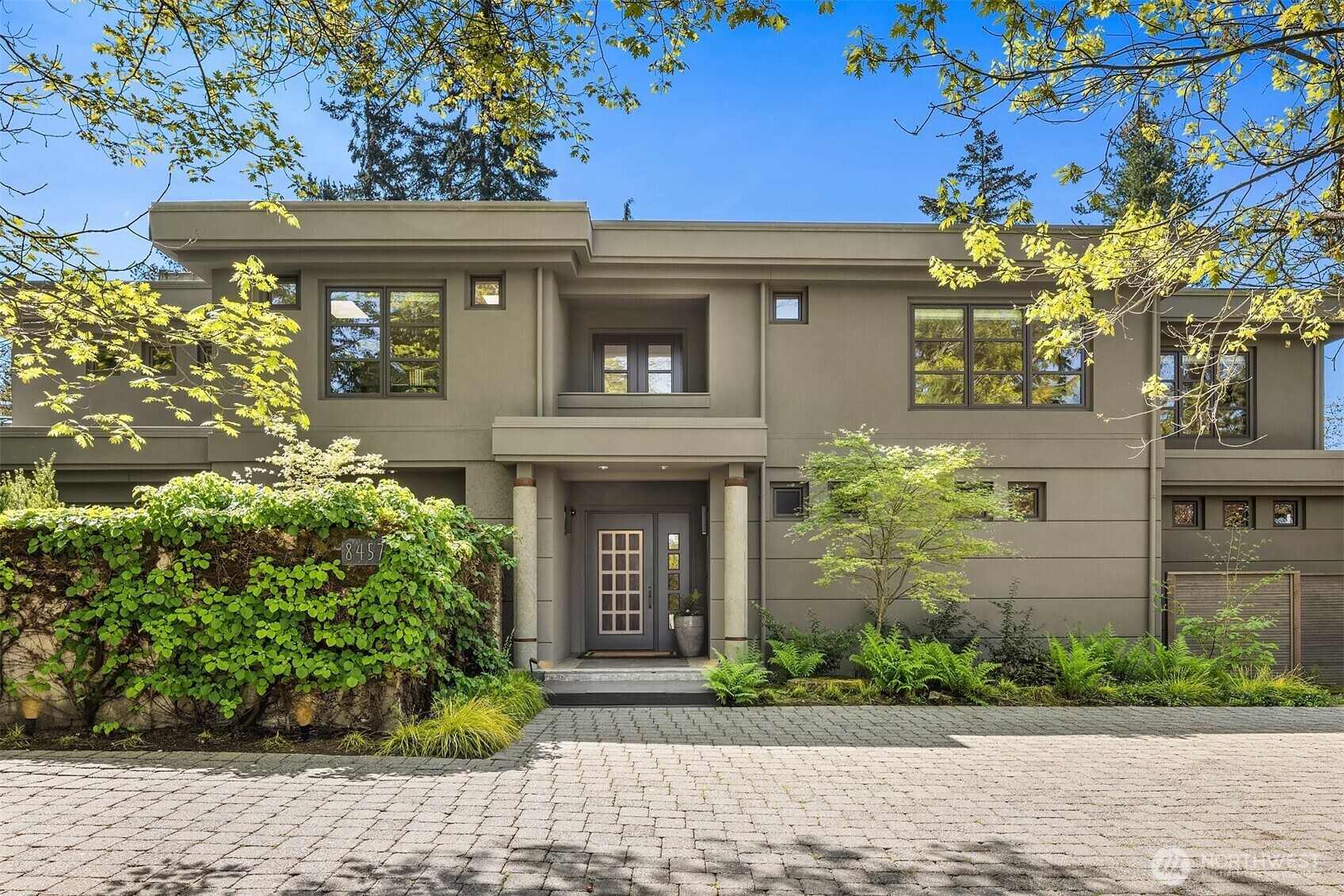 Property Photo:  8457 NE 7th Street  WA 98039 