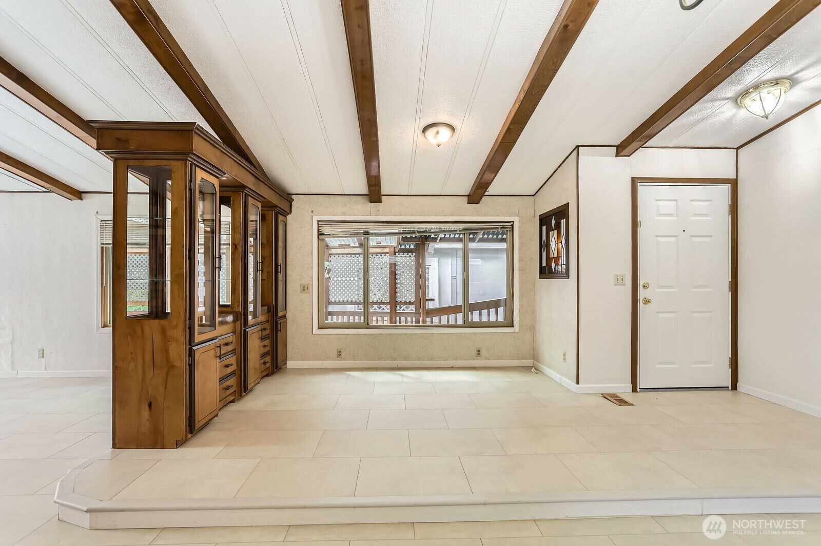 Property Photo: 8904 53rd Ave Ct E 7 WA 98449