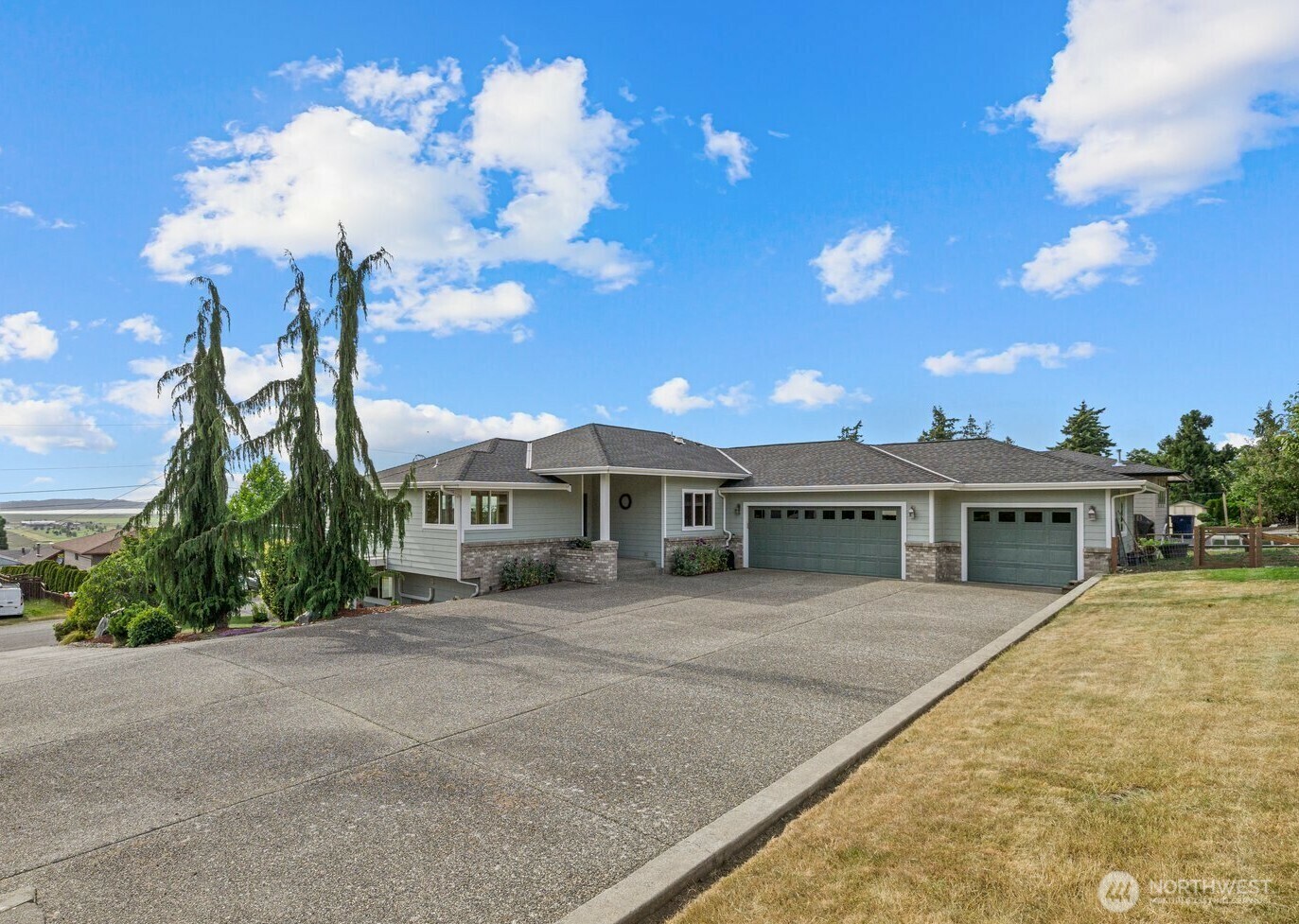Property Photo: 27825 84th Avenue NW WA 98292