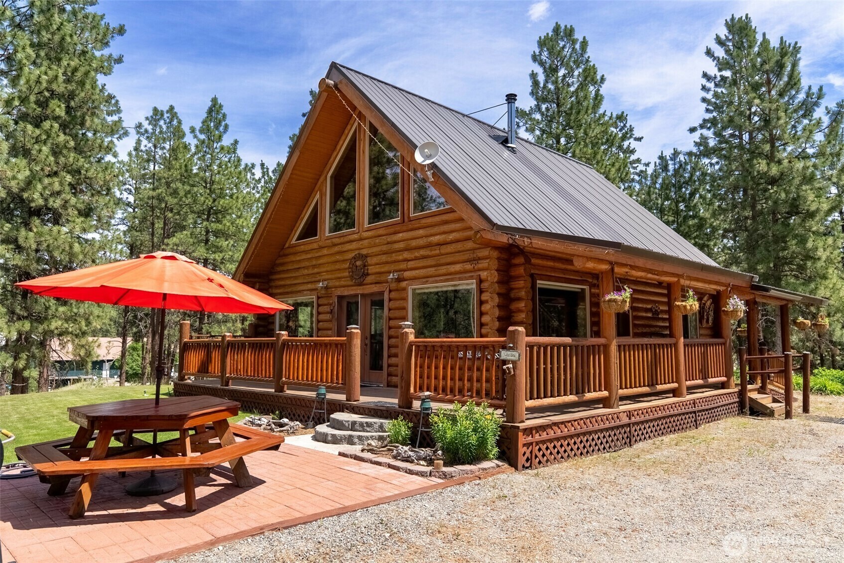 Property Photo: 21 Oakes Drive WA 98855