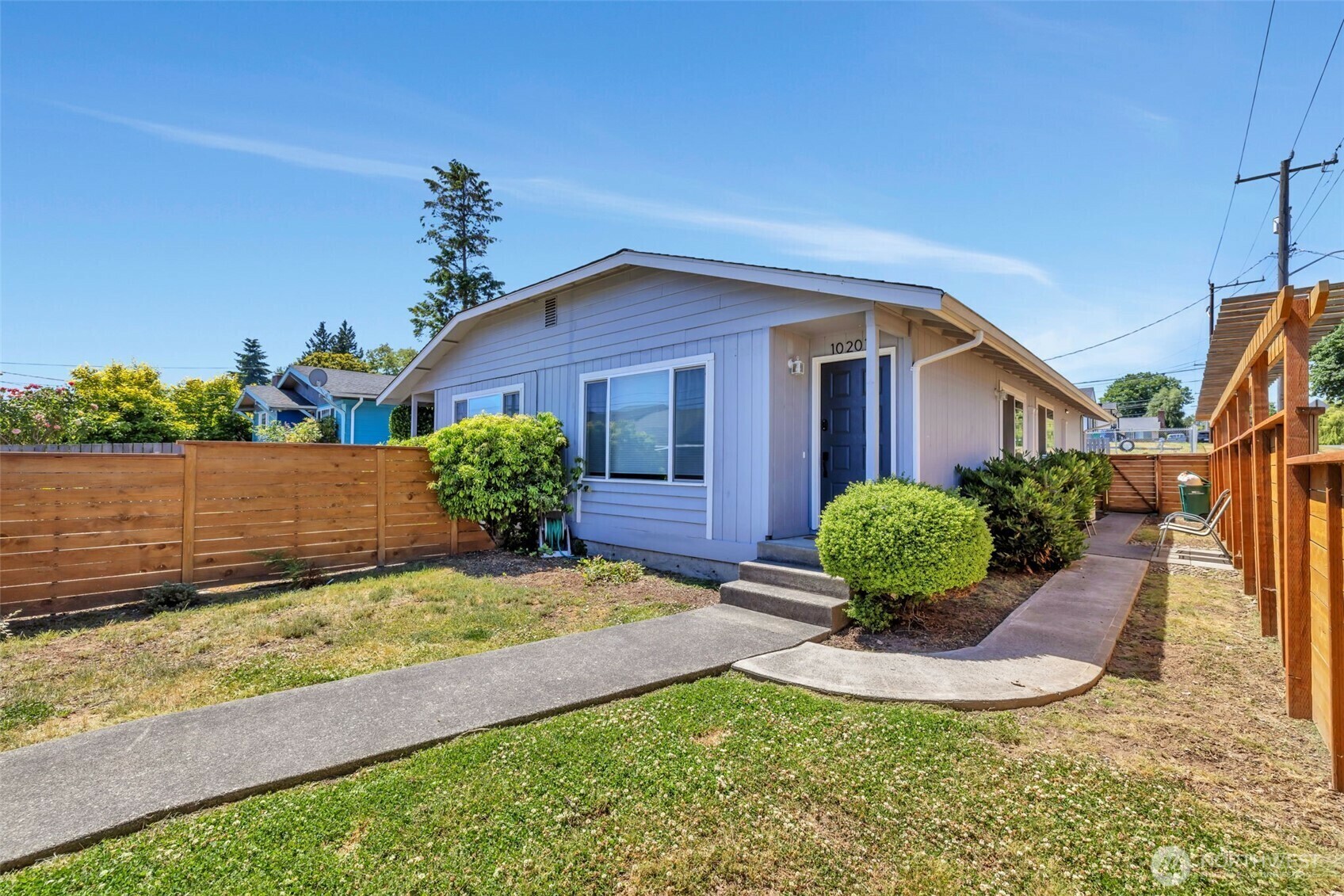 10201  17th Avenue SW  Seattle WA 98146 photo