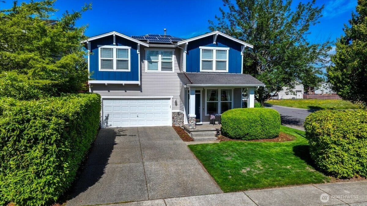 Property Photo: 15204 48th Avenue SE WA 98208