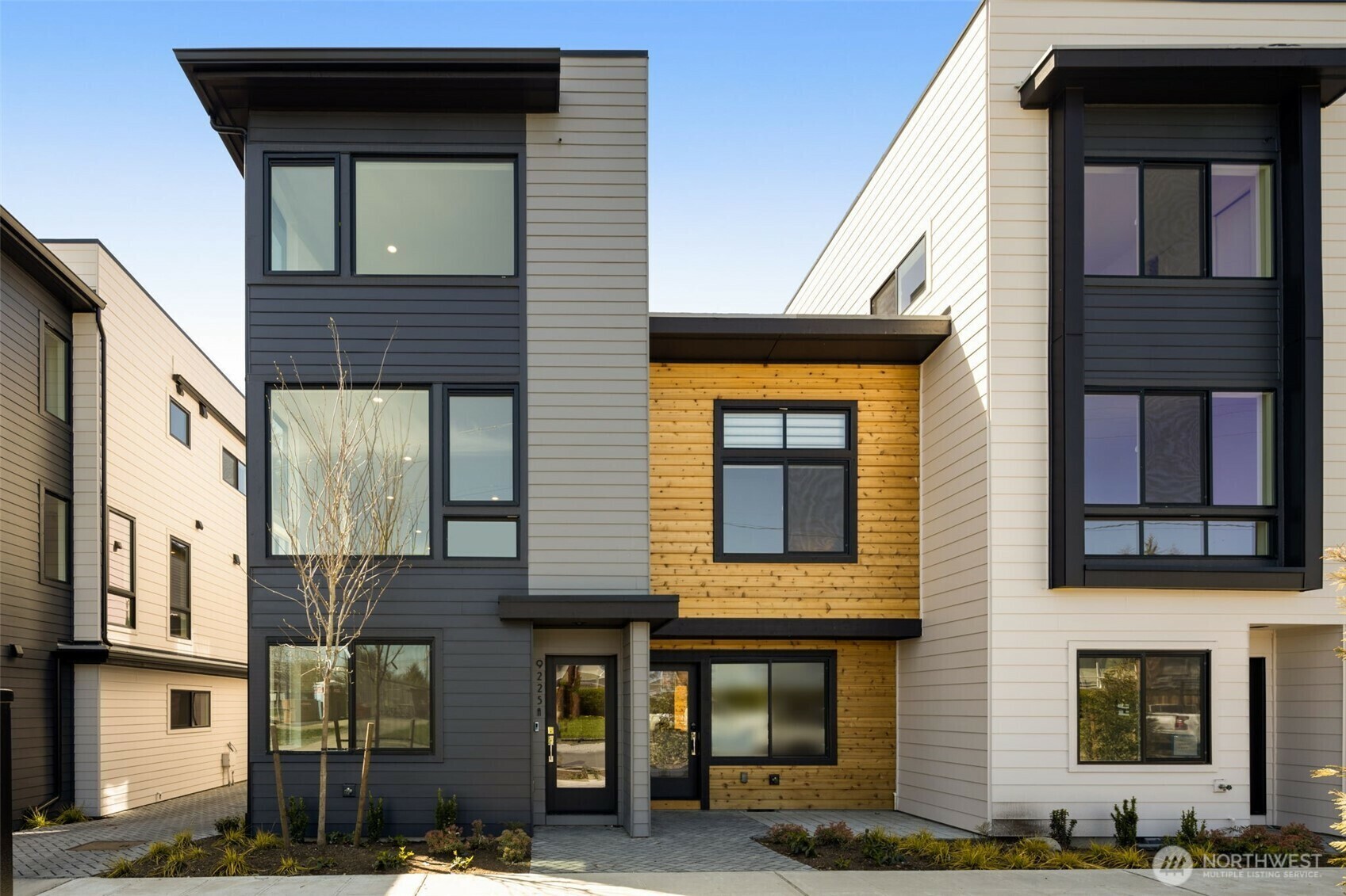 Property Photo: 9217 B 14th Avenue NW WA 98117