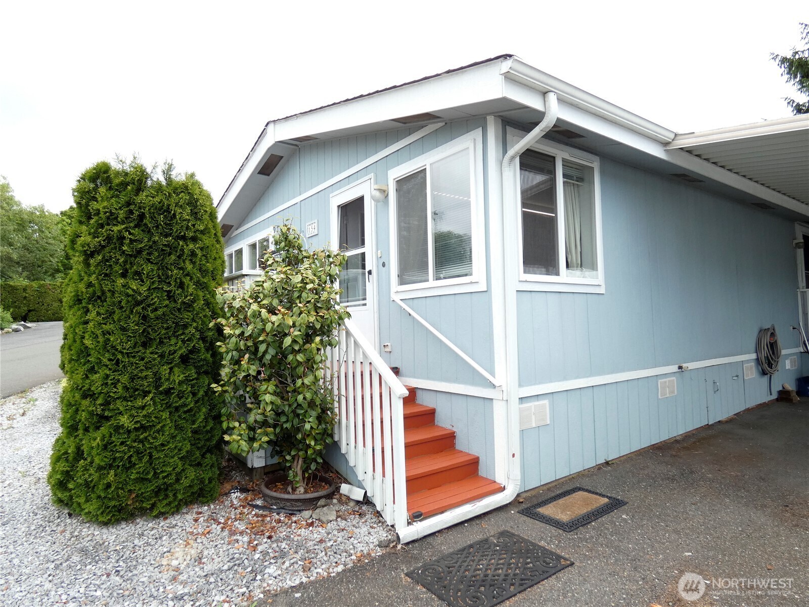 Property Photo:  1200  Lincoln Street 154  WA 98229 