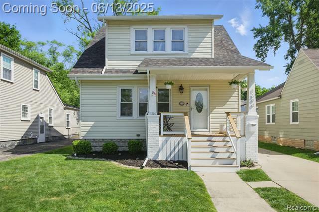 Property Photo:  1390 West Boulevard  MI 48072 