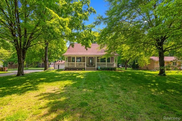 Property Photo:  20551 Elwell Road  MI 48111 