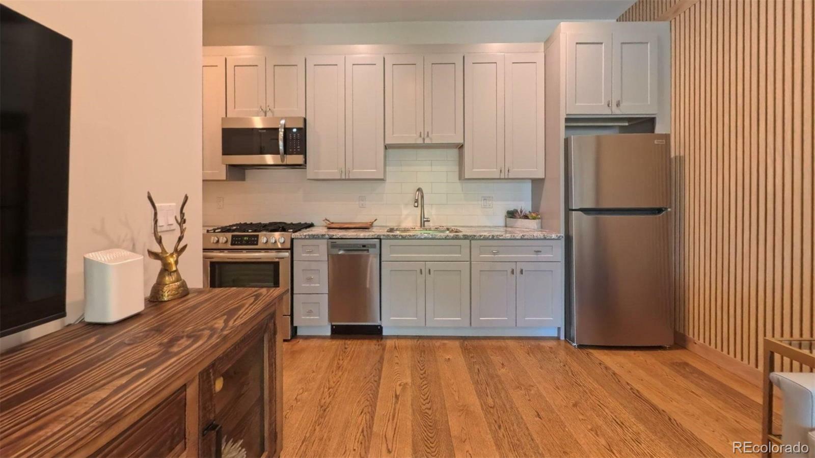 Property Photo: 824 Grand Avenue 109 CO 80447