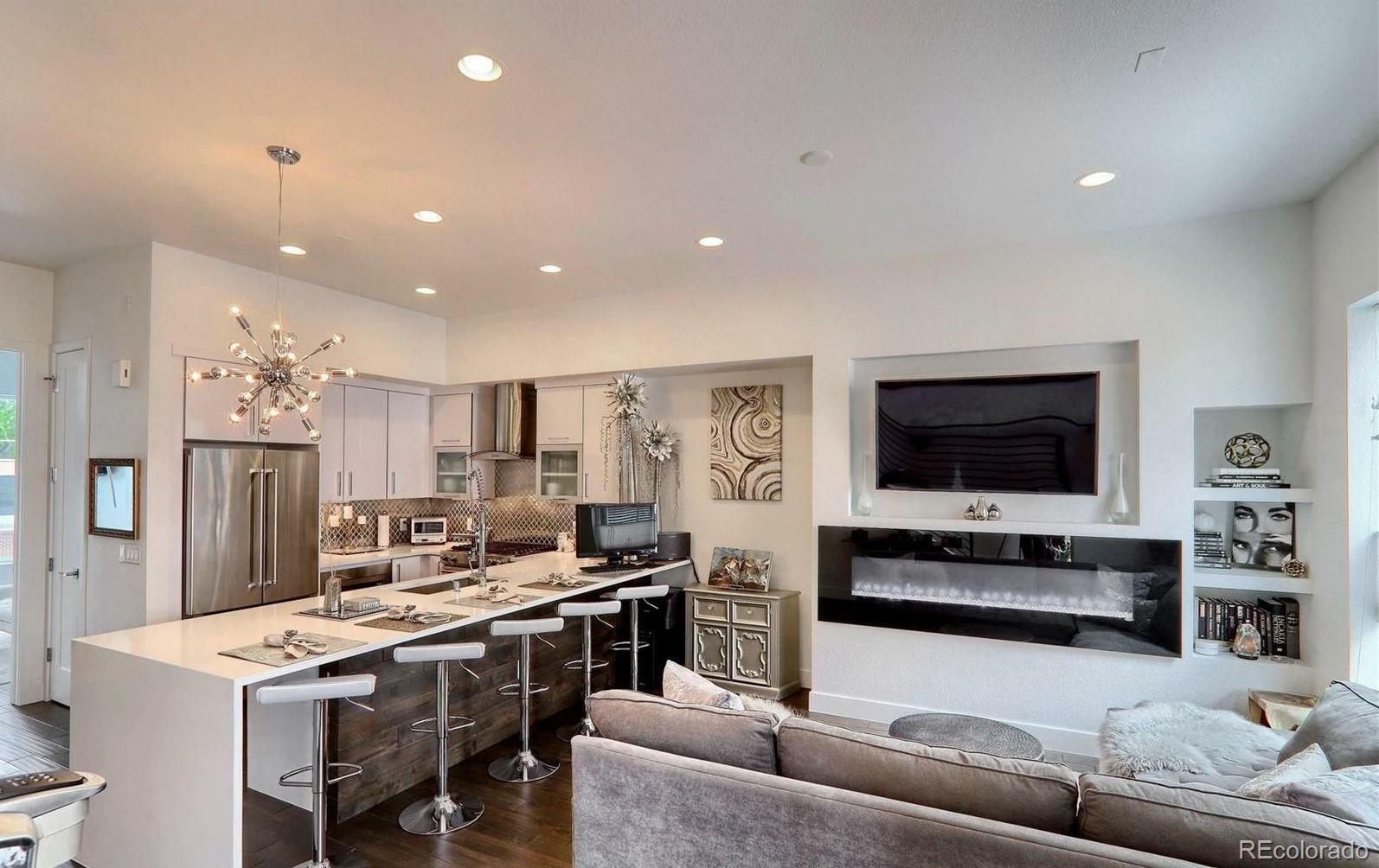 Property Photo: 3030 Wilson Court 5 CO 80205