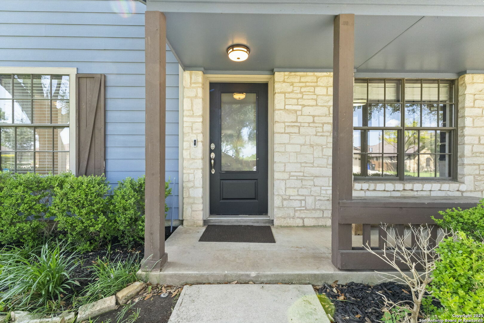 Property Photo: 1618 Sunnybrook TX 78130
