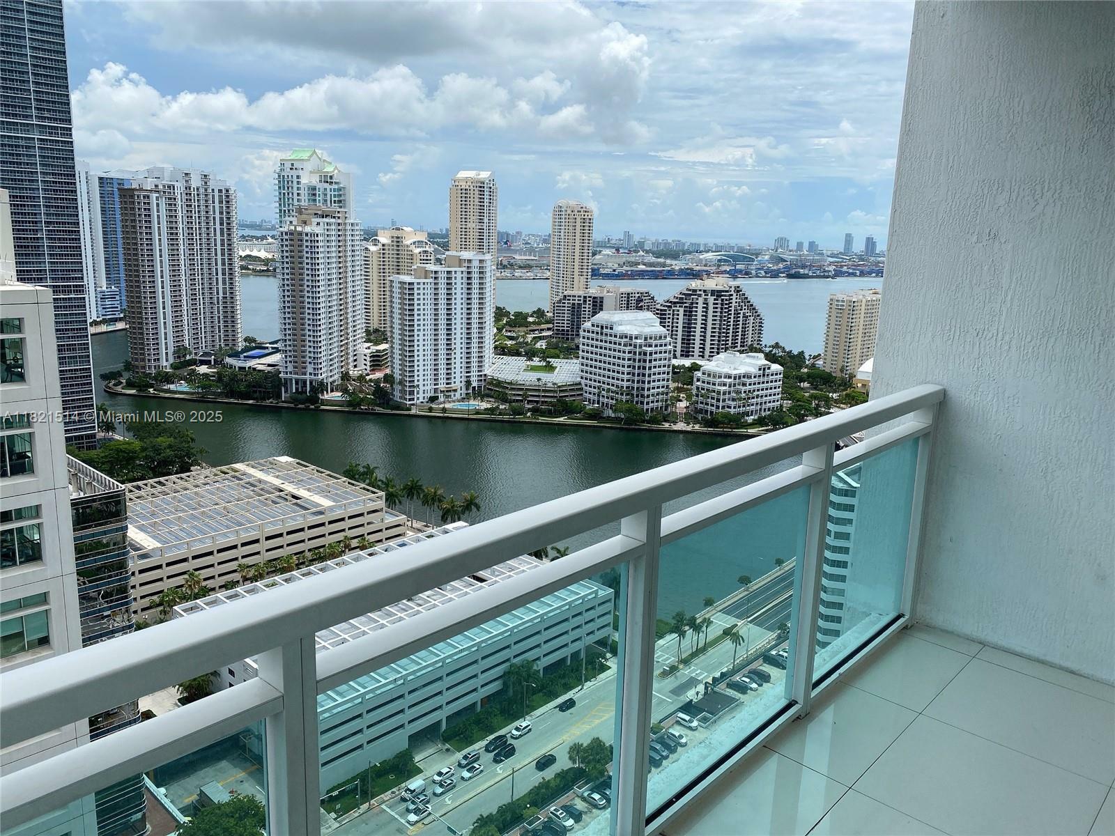 950 Brickell Bay Dr 3302  Miami FL 33131 photo