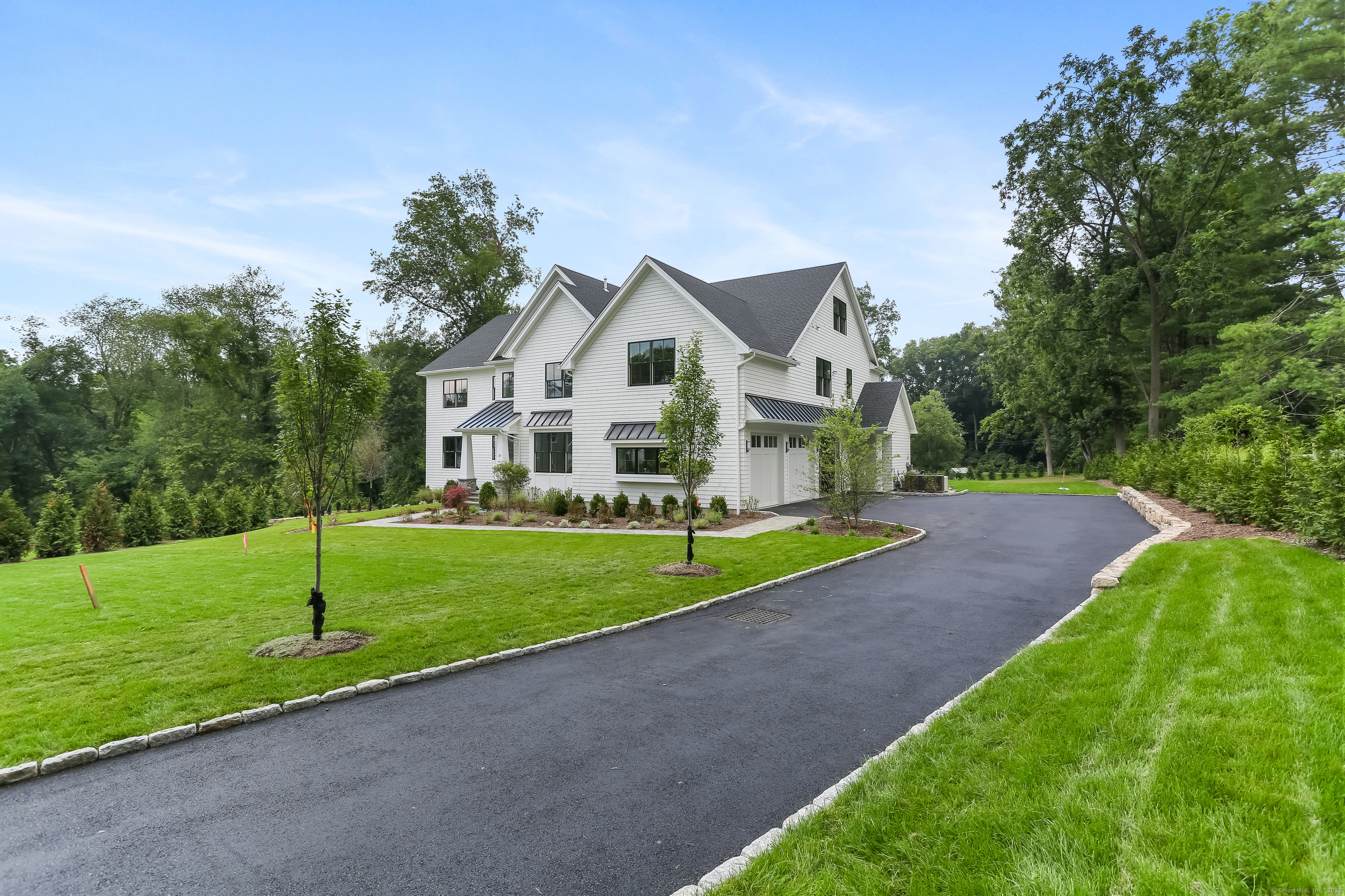 Property Photo:  10 Tierney Lane  CT 06880 