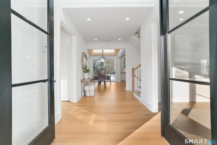 Property Photo:  10 Tierney Lane  CT 06880 