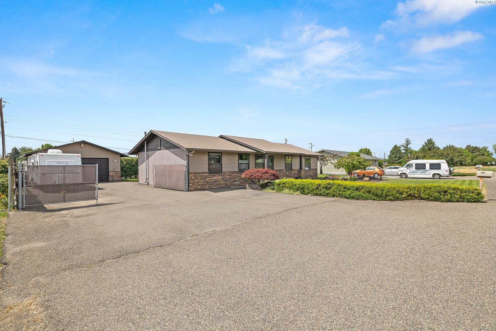 4016 W Ruby  Pasco WA 99301 photo