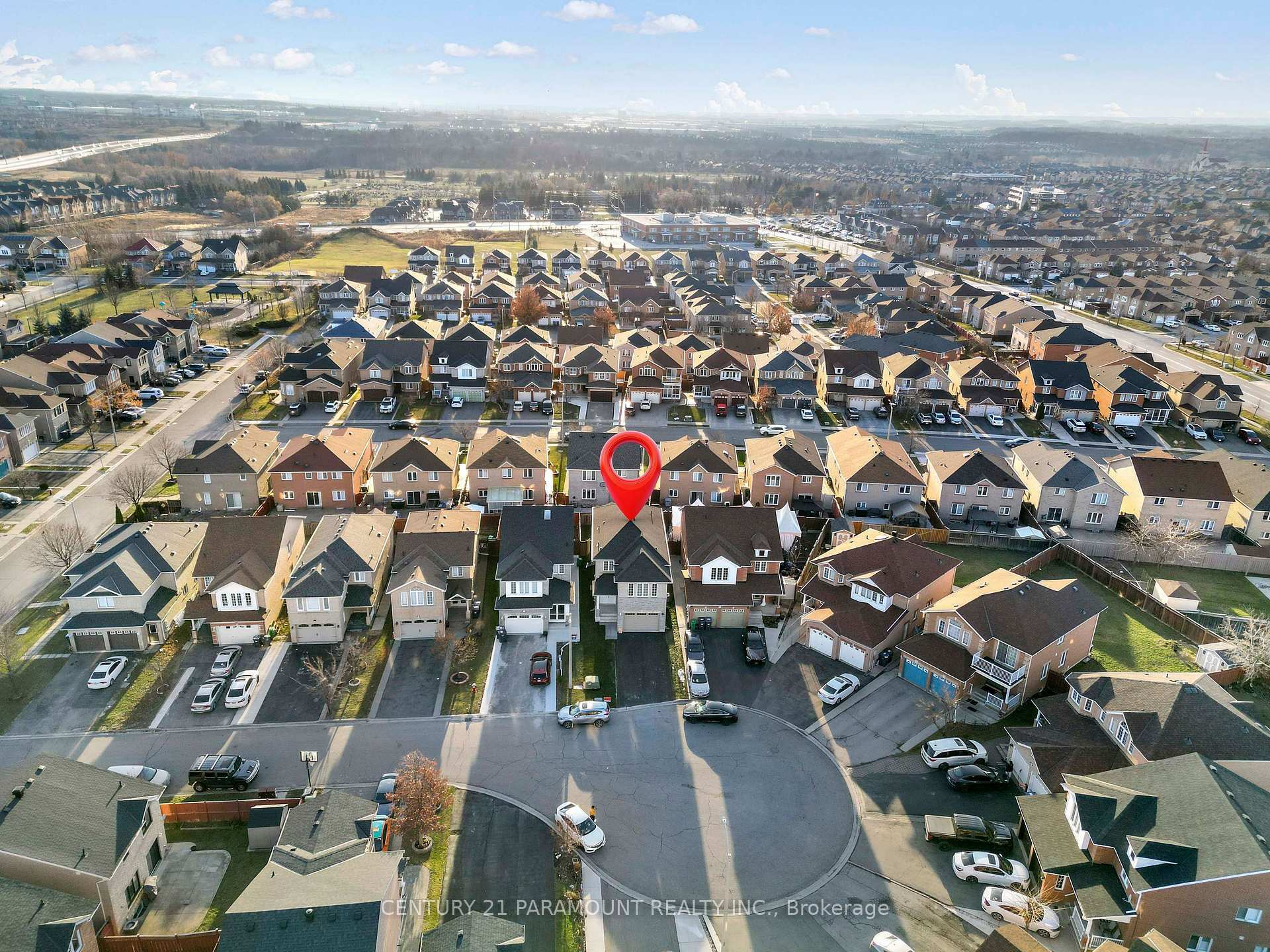 Photo de la propriété: 12 Hefferon Court ON L6Y 5J3