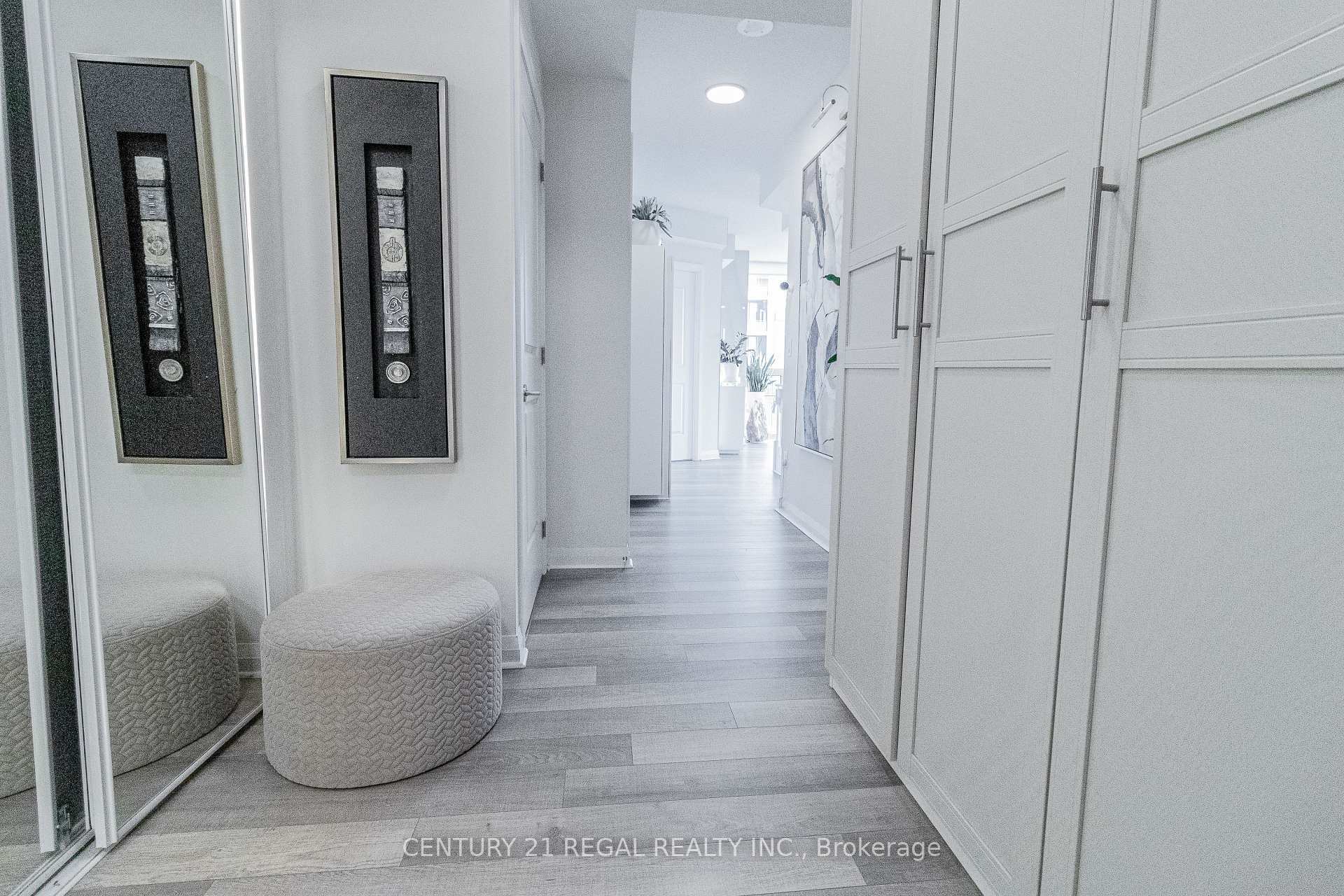 Photo de la propriété: 5025 Four Springs Avenue 2307 ON L5R 0G5