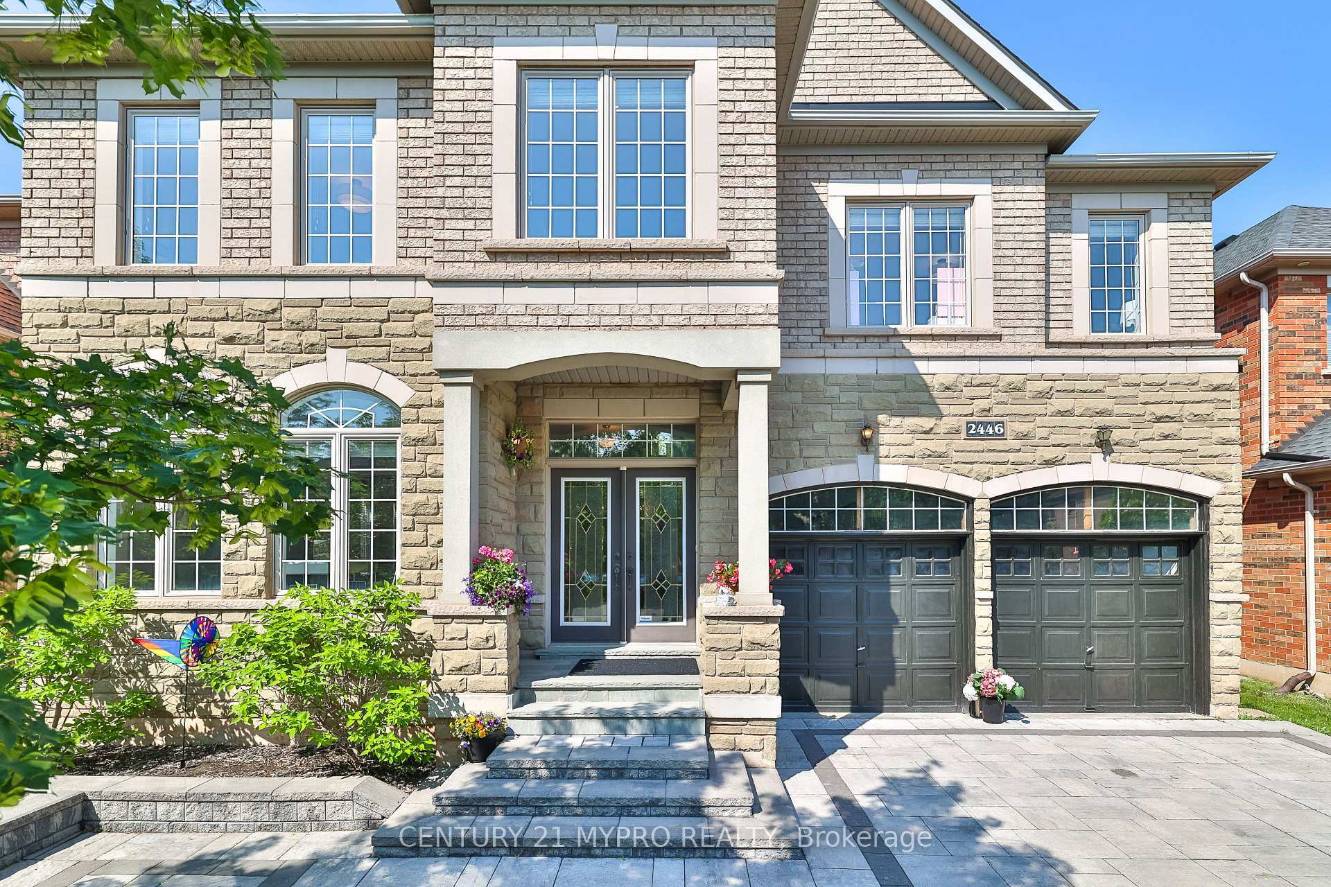 Property Photo:  2446 Tesla Crescent  ON L6H 7T6 