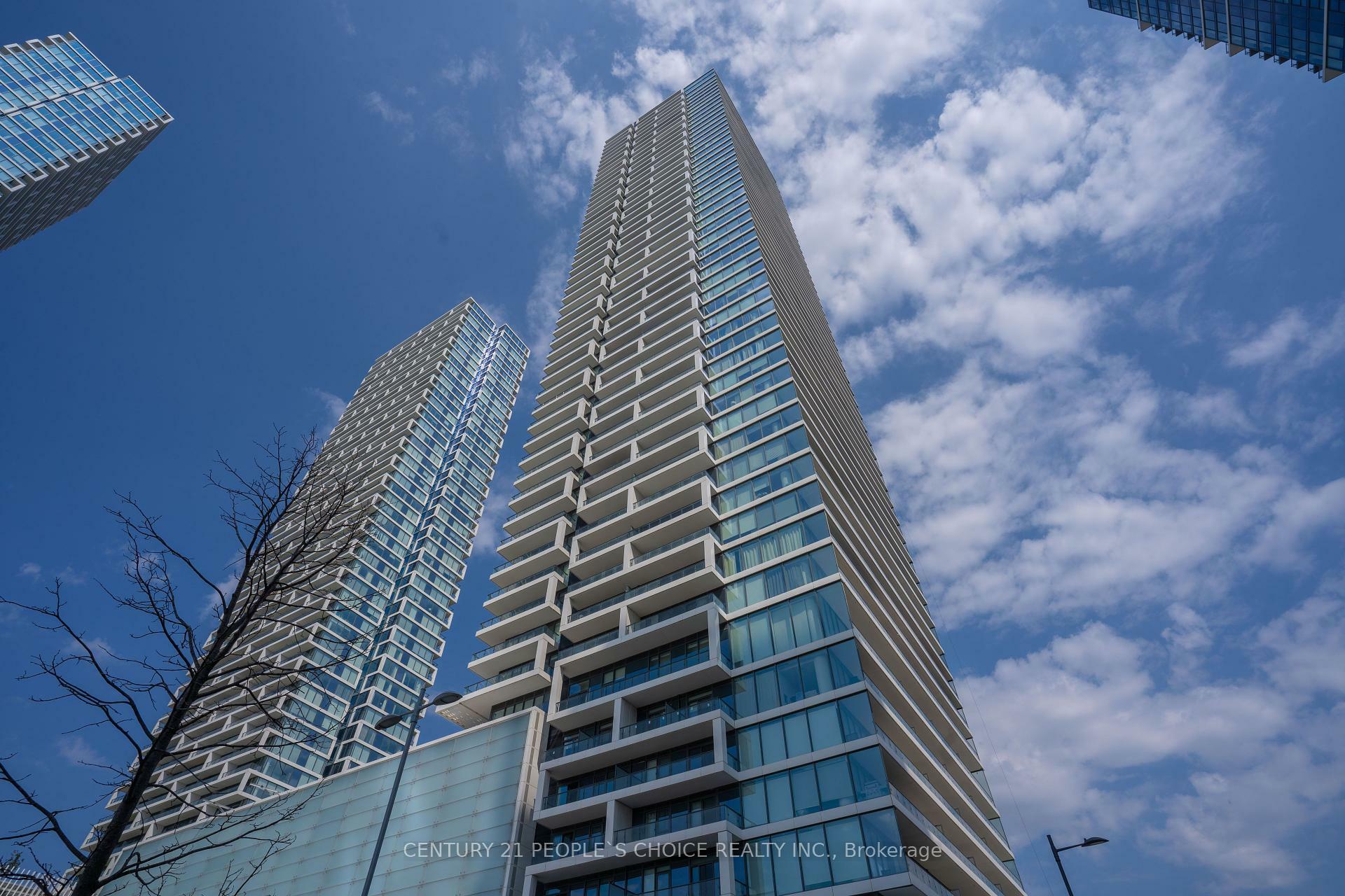 Property Photo: 950 Portage Parkway 205 ON L4K 0J7