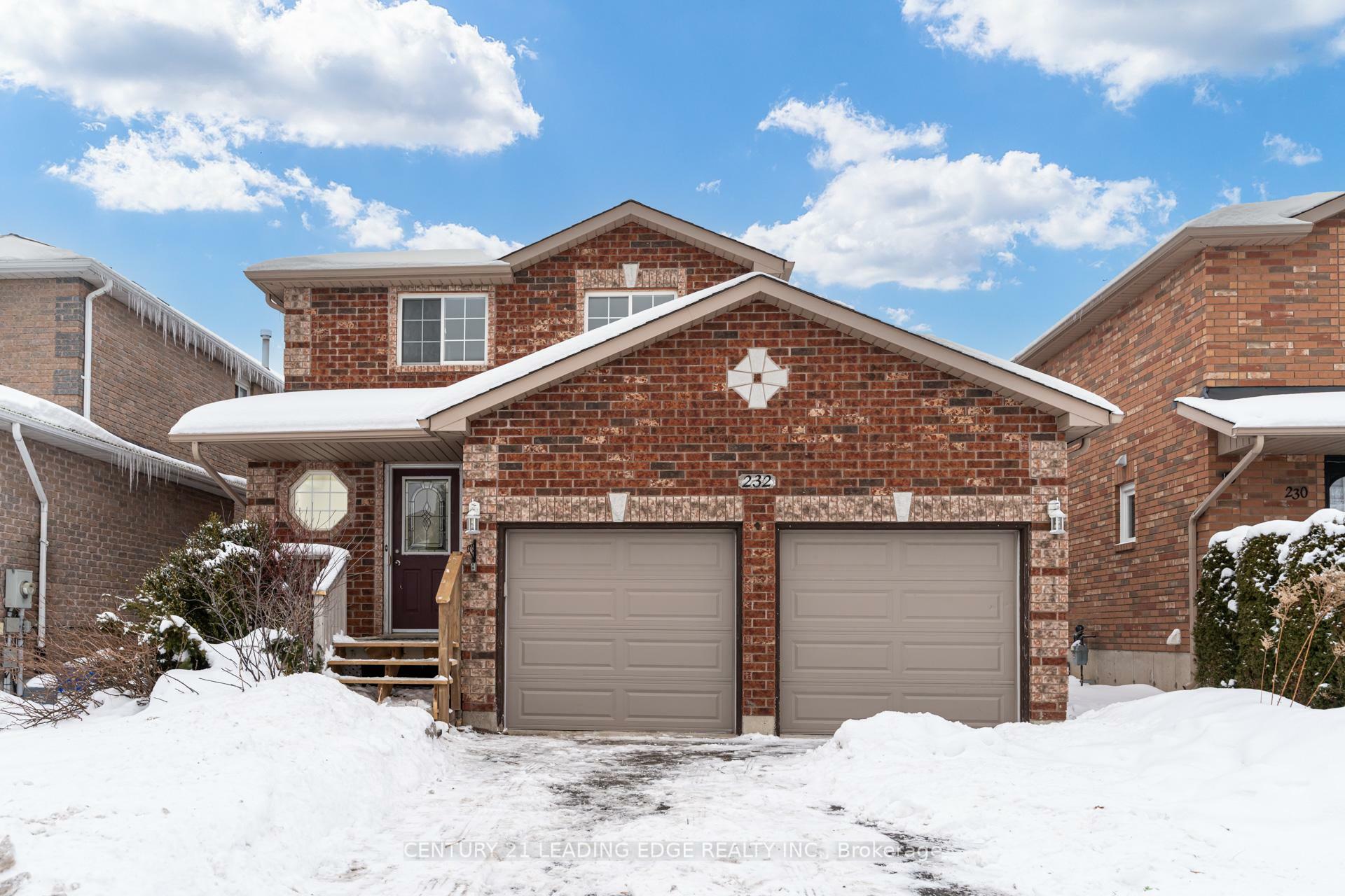 Property Photo:  232 Nathan Crescent  ON L4N 0N3 