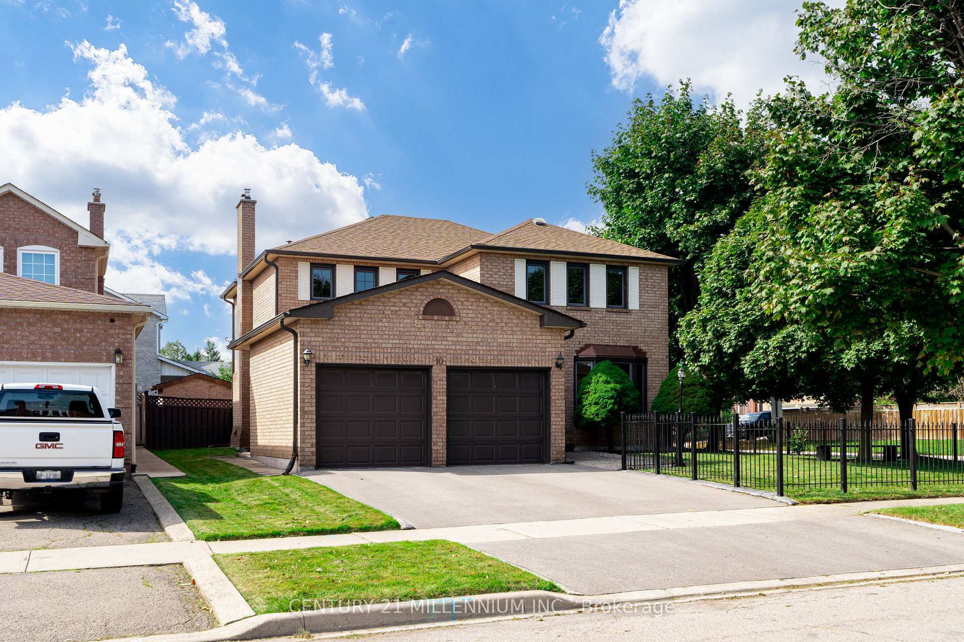 Property Photo: 10 Phelps Drive ON L6X 3V5