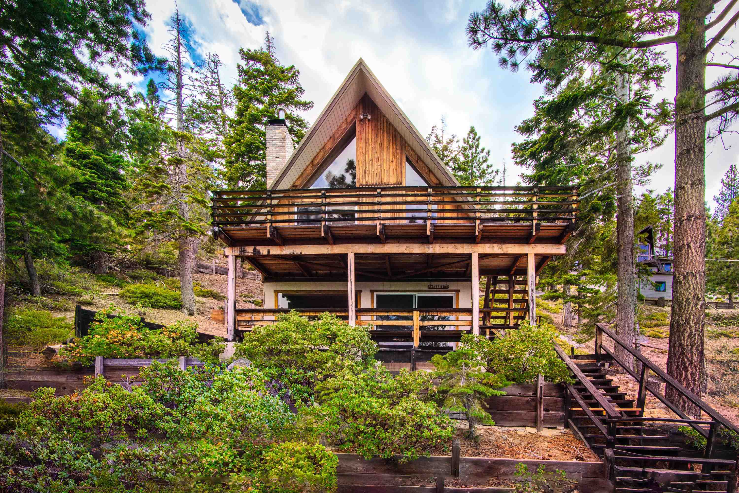 Property Photo: 9016 Crest Drive CA 96150