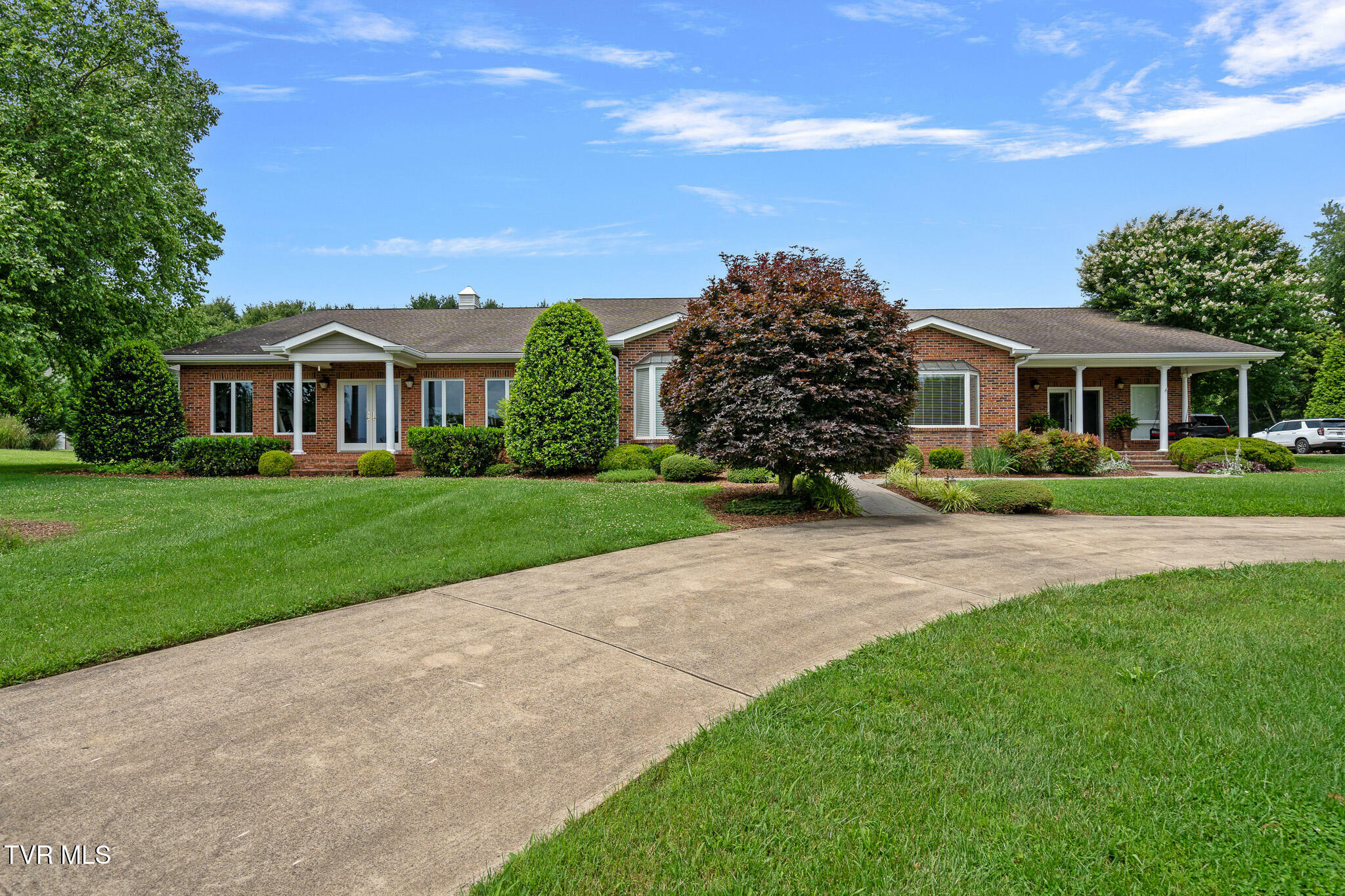 3810 Whirlwind Road  Greeneville TN 37743 photo