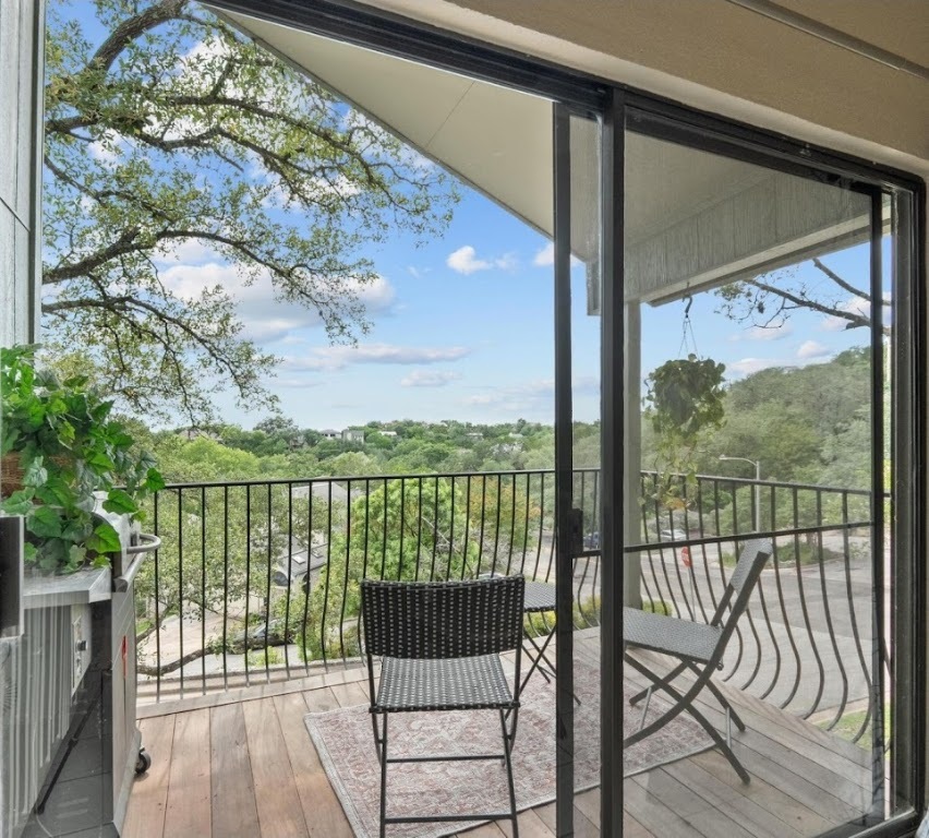 Property Photo:  6033 Mount Bonnell Cove  TX 78731 