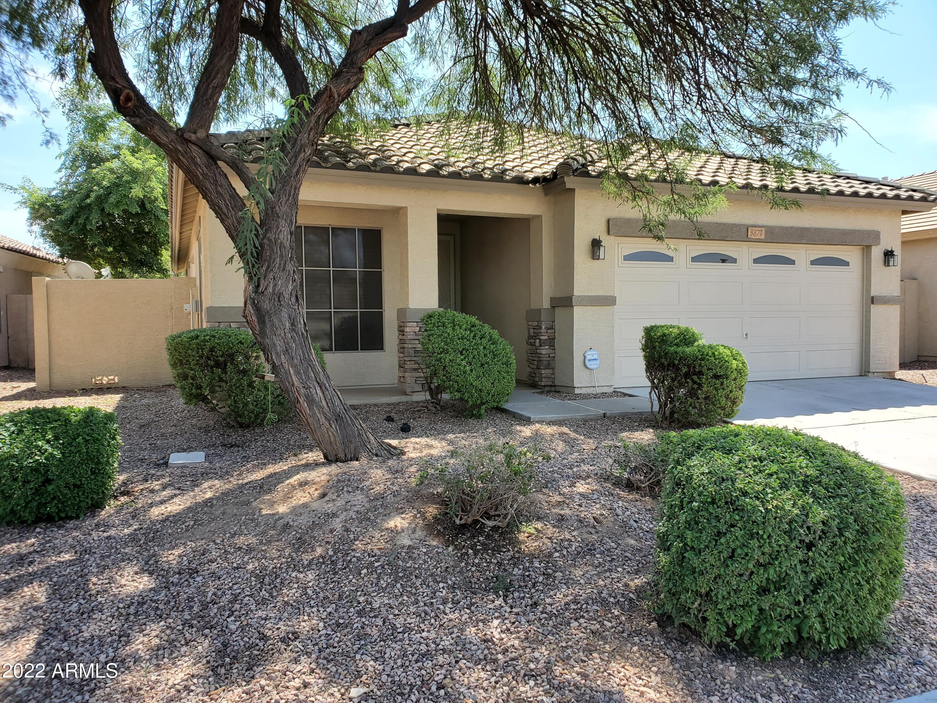 3877 S Coach House Drive  Gilbert AZ 85297 photo
