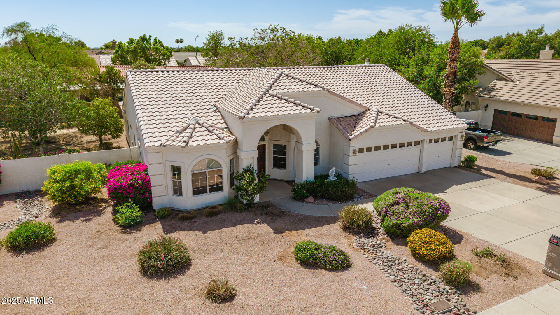 Property Photo: 804 N 46th Street AZ 85205