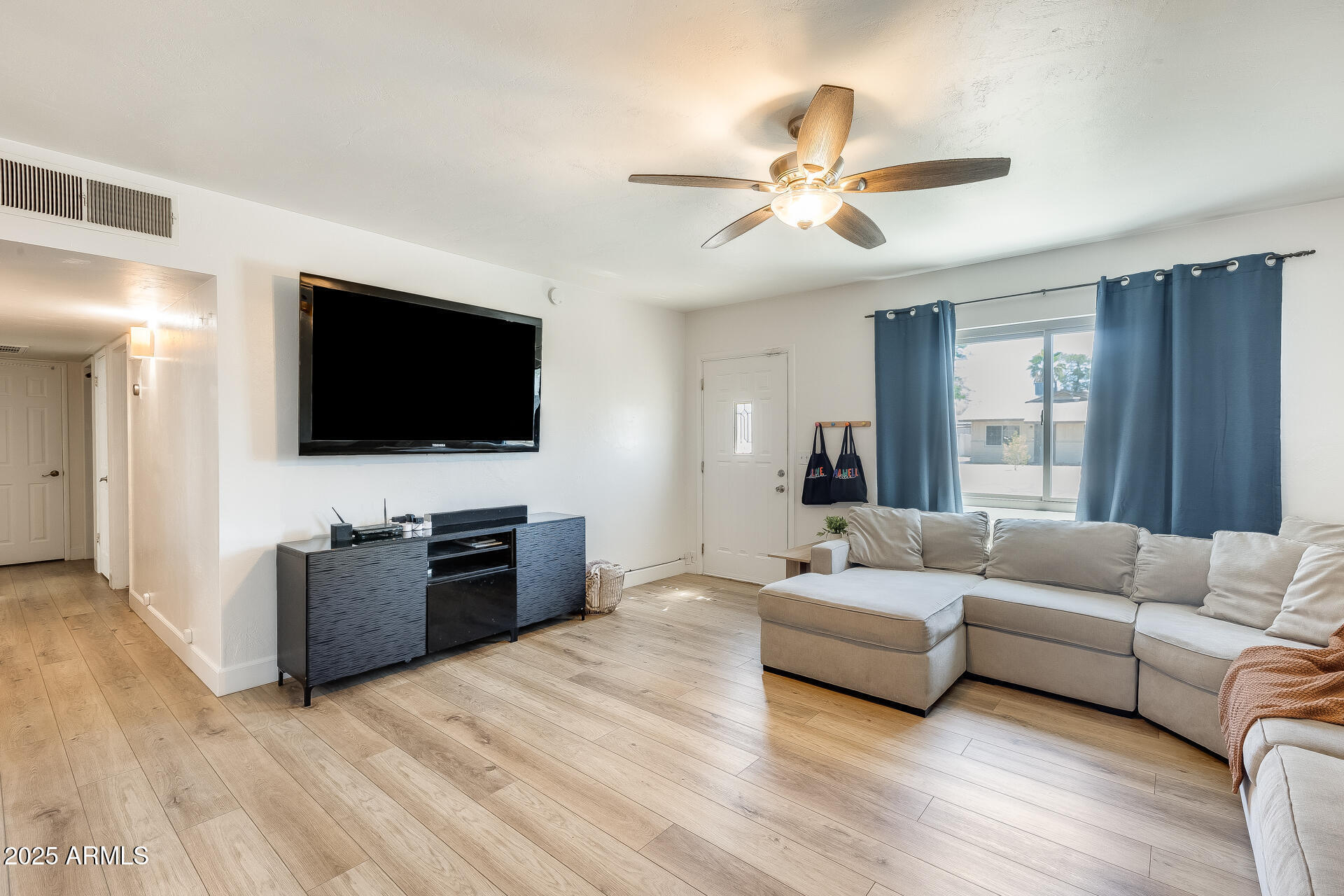 Property Photo:  856 N Evergreen Street  AZ 85225 