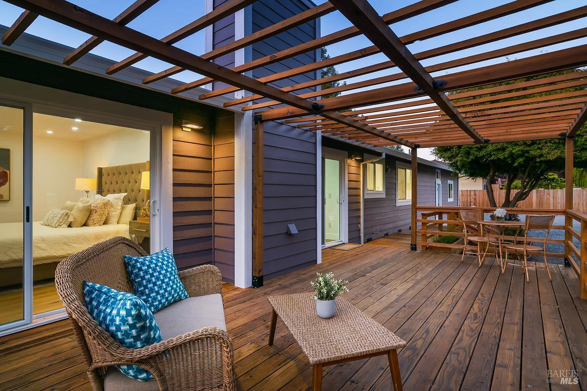 Property Photo: 1728 William Drive CA 94951