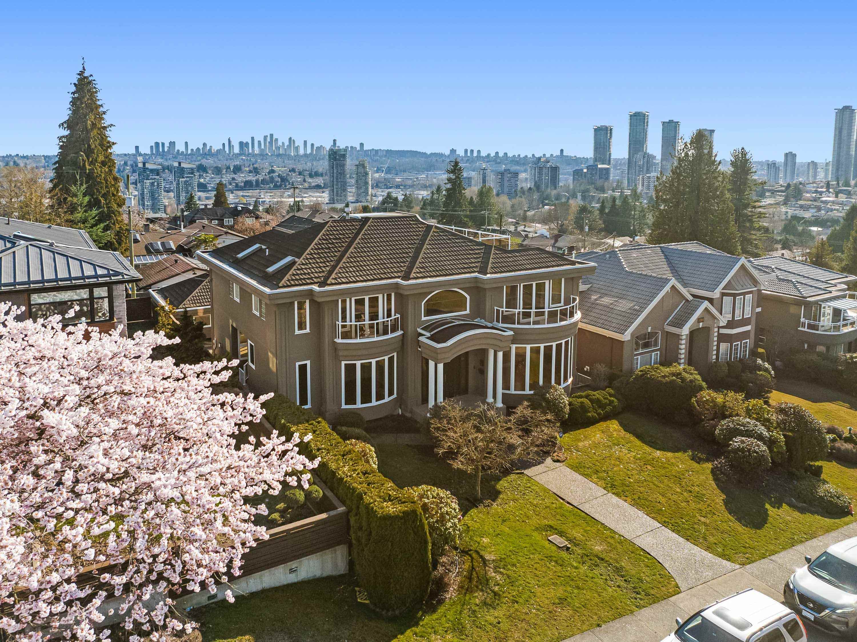 Property Photo: 5770 Charles Street BC V5B 2G4