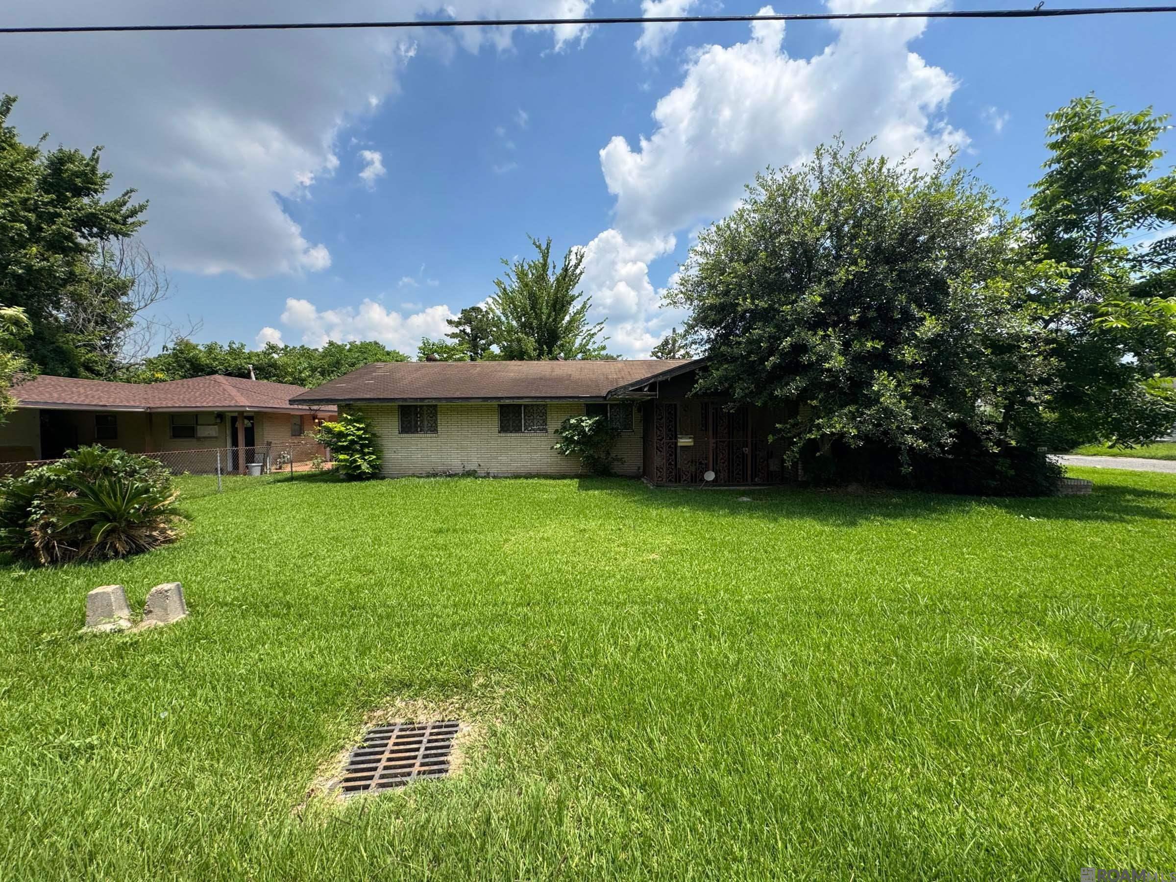 Property Photo: 2945 Lula Ave LA 70805