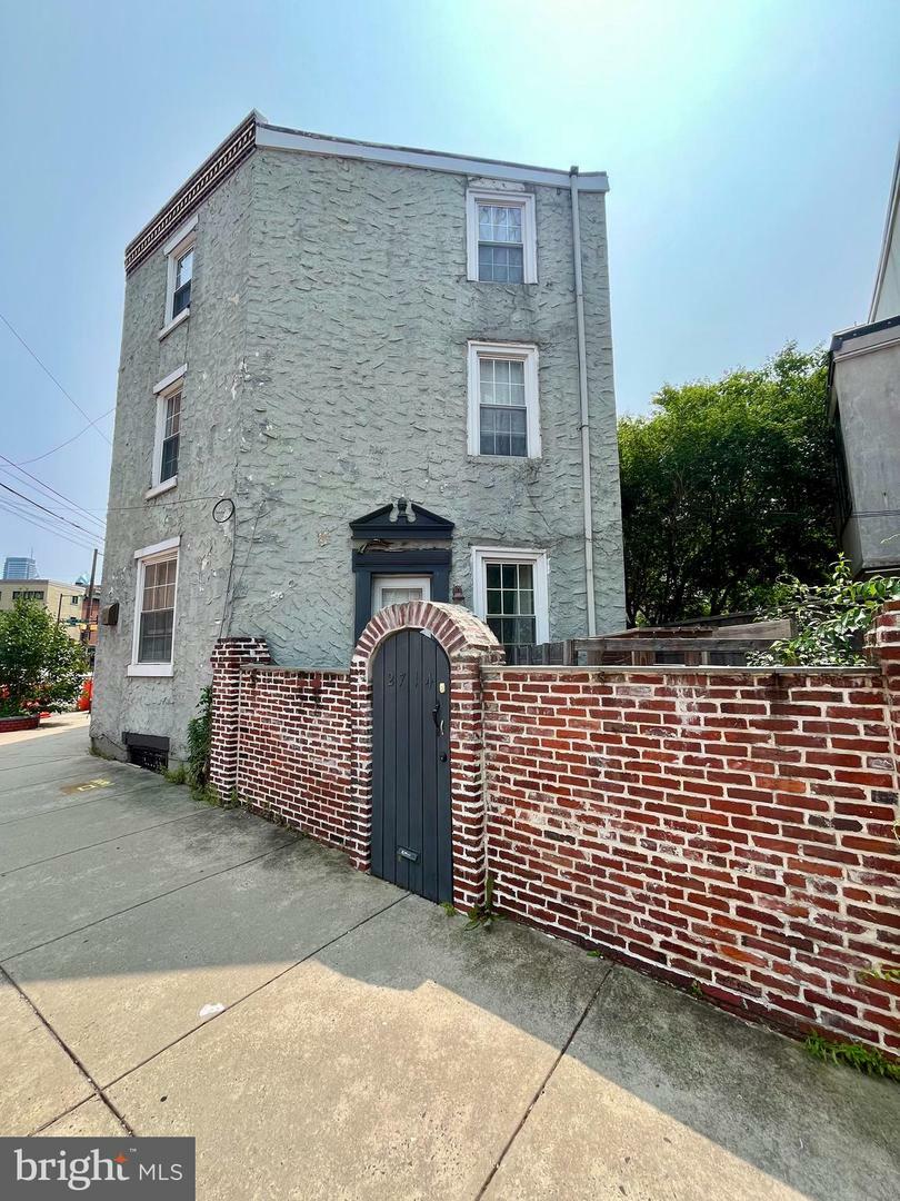 Property Photo: 2714 South Street PA 19146